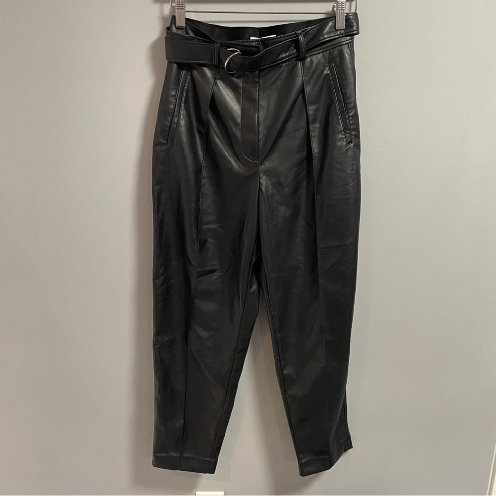 Aritzia - Babaton Pants